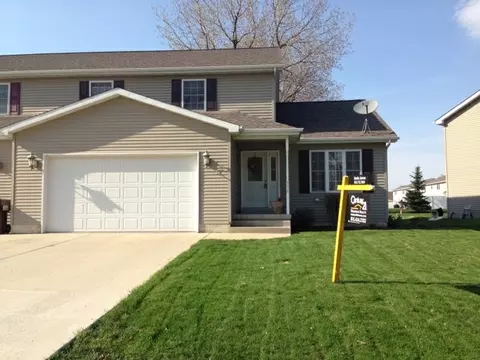 938 Evans St, Ottawa, IL 61350 photo 1