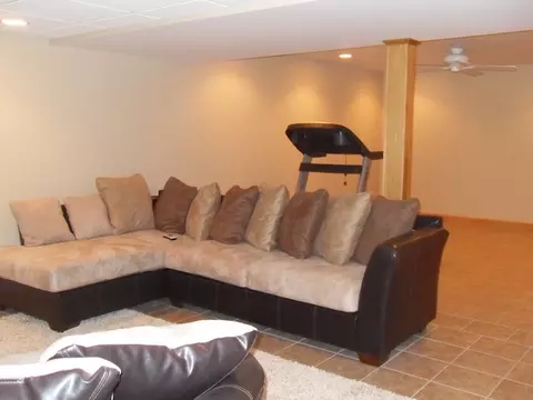938 Evans St, Ottawa, IL 61350 photo 11