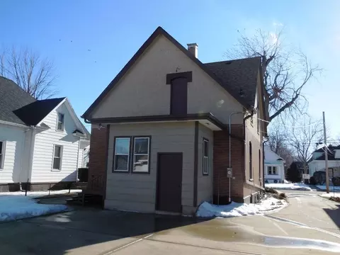 2707 6th St, Peru, IL 61354 photo 3