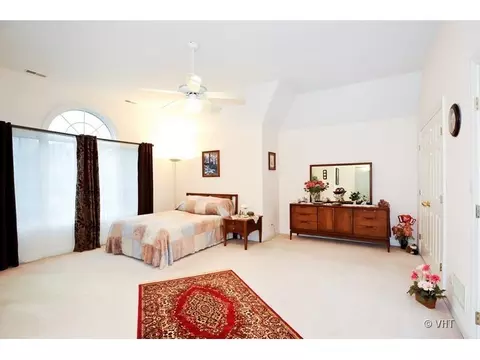 1583 S Vermont St, Rolling Meadows, IL 60008 photo 9