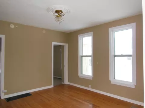 276 Morgan St, Elgin, IL 60123 photo 8