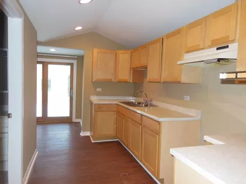276 Morgan St, Elgin, IL 60123 photo 11