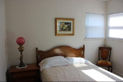 304 S Hall St, Morrison, IL 61270 photo 4