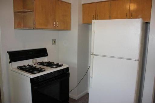 304 S Hall St, Morrison, IL 61270 photo 8