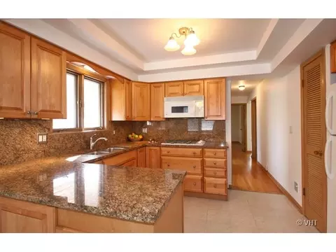 7122 W Devon Ave, Chicago, IL 60631 photo 3
