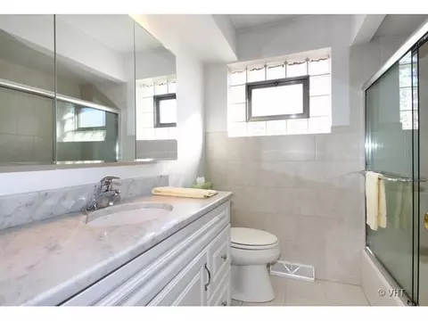 7122 W Devon Ave, Chicago, IL 60631 photo 9