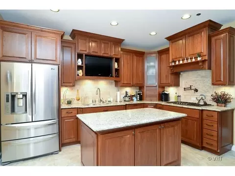 1 Gale Ave #2E, River Forest, IL 60305 photo 4