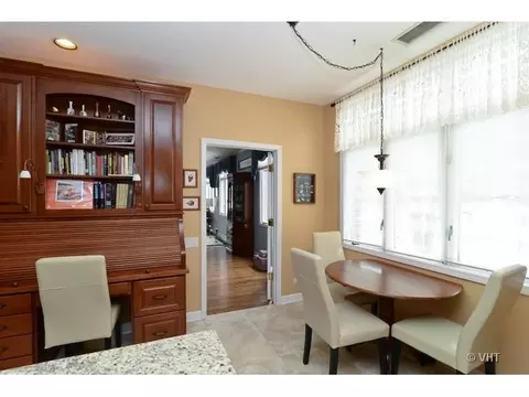 1 Gale Ave #2E, River Forest, IL 60305 photo 5