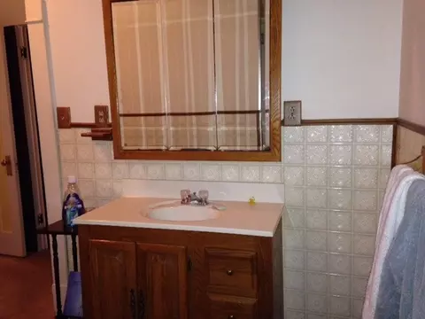 1602 5th St, Peru, IL 61354 photo 8