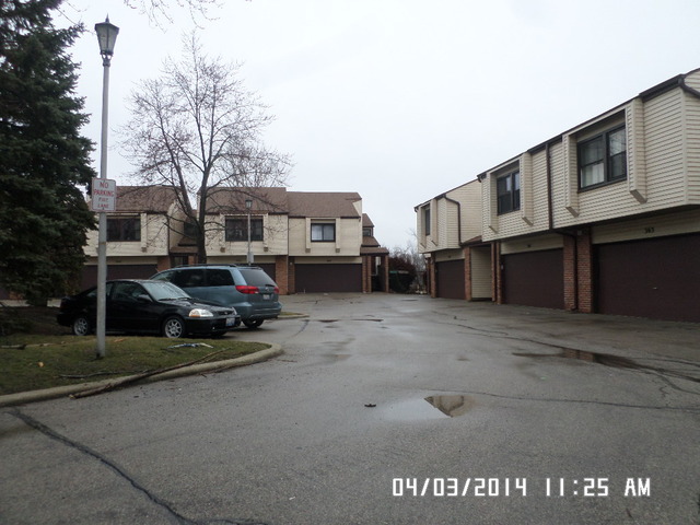 369 Juniper Tree Ct, Hoffman Estates, IL 60169 photo 8