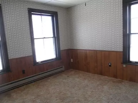 739 E Main St, Amboy, IL 61310 photo 11