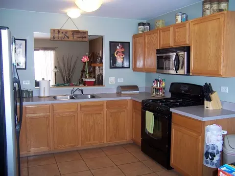 1400 Major Dr, Plainfield, IL 60586 photo 3