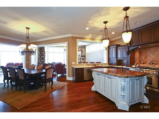 941 E Hillside Rd, Naperville, IL 60540 photo 10