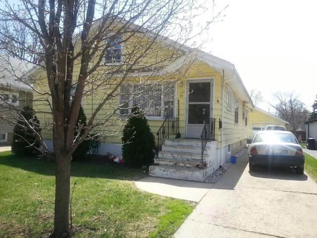 723 George Ave, Aurora, IL 60505 photo 2