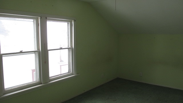 718 Sexton St, Aurora, IL 60505 photo 14