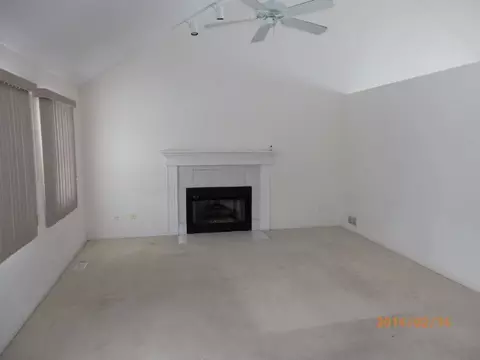 1574 Limerick Dr, Aurora, IL 60505 photo 2