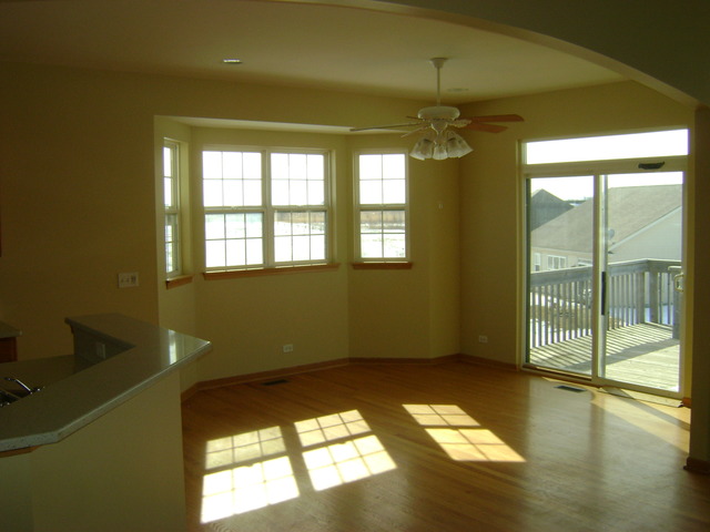 840 Eineke Blvd, Algonquin, IL 60102 photo 3
