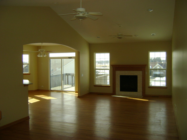 840 Eineke Blvd, Algonquin, IL 60102 photo 1