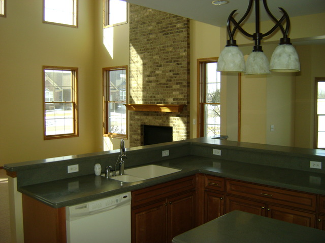 2 Eineke Ct, Algonquin, IL 60102 photo 8