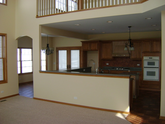 2 Eineke Ct, Algonquin, IL 60102 photo 4