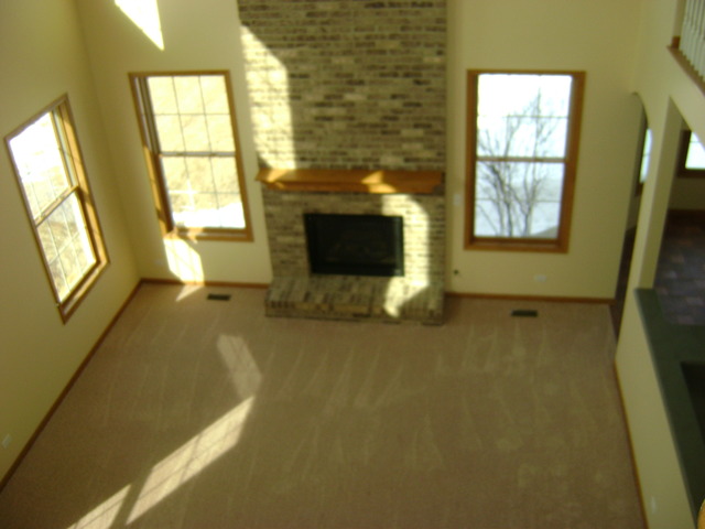 2 Eineke Ct, Algonquin, IL 60102 photo 3