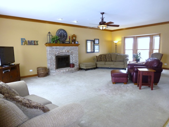 4 Bunker Hill Ct, Algonquin, IL 60102 photo 5