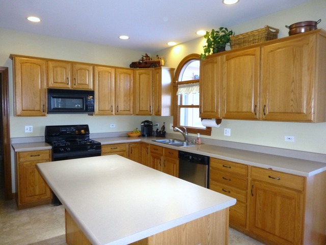 4 Bunker Hill Ct, Algonquin, IL 60102 photo 9