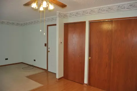 1472 N Rock Run Dr #2B, Crest Hill, IL 60403 photo 14