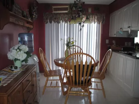 2804 Debo Dr, Peru, IL 61354 photo 5