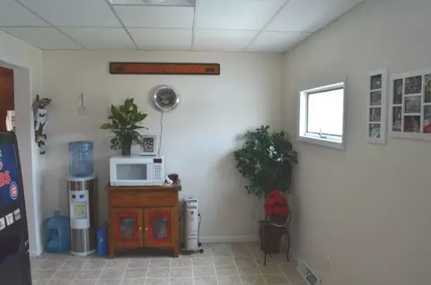 1819 7th St, Peru, IL 61354 photo 6