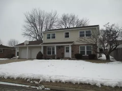 1015 26th St, Peru, IL 61354 photo 1