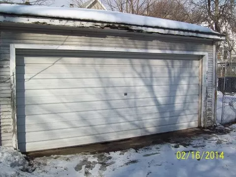 605 E 92nd St, Chicago, IL 60619 photo 4