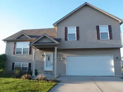 1854 Eagle Dr, Morris, IL 60450 photo 1