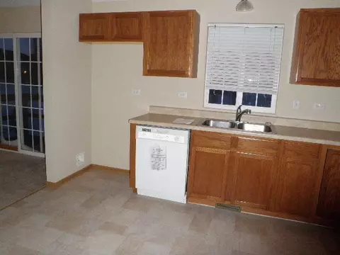1854 Eagle Dr, Morris, IL 60450 photo 3