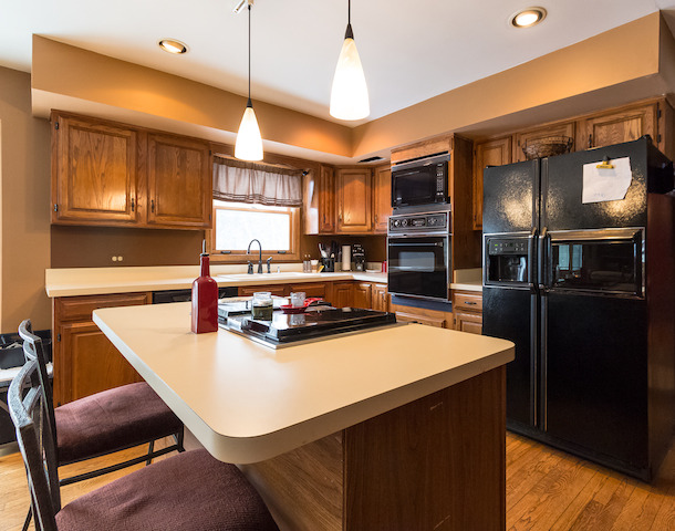 1135 Gulf Keys Rd, Elgin, IL 60120 photo 4