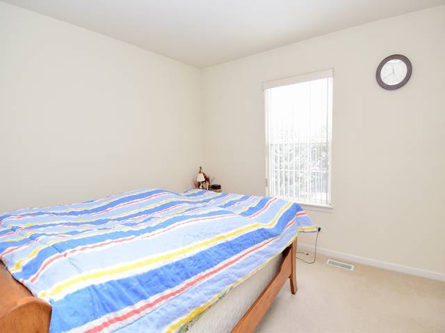 2120 Fieldcrest Dr, Bartlett, IL 60103 photo 8