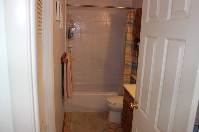 1490 Nottingham Ln, Hoffman Estates, IL 60169 photo 11