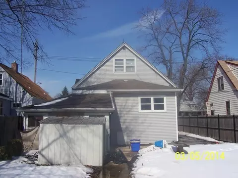 527 E 144th St E, Dolton, IL 60419 photo 2