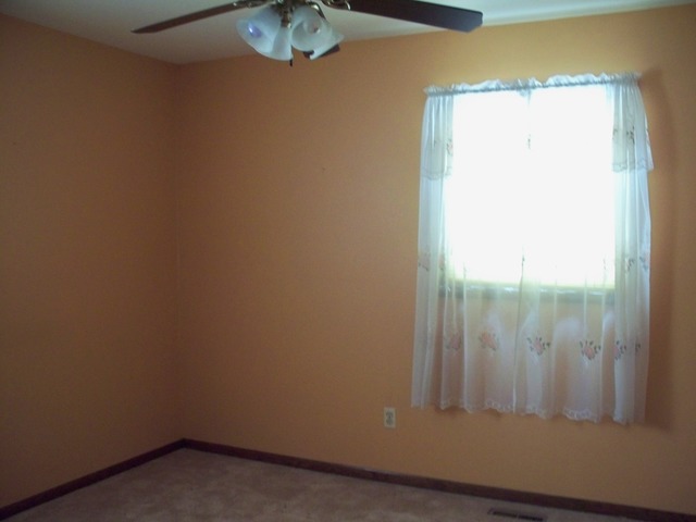 326 S Fordham Ave, Aurora, IL 60506 photo 7