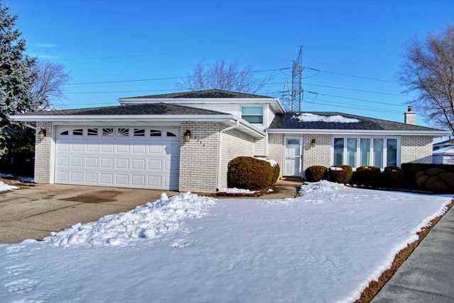 7356 W 84th Pl, Bridgeview, IL 60455 photo 1