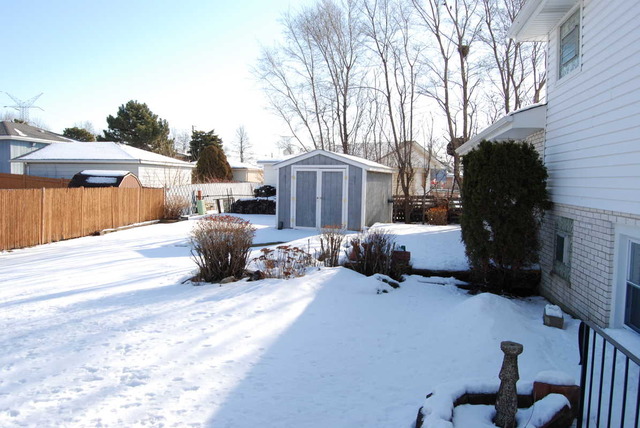 7356 W 84th Pl, Bridgeview, IL 60455 photo 3