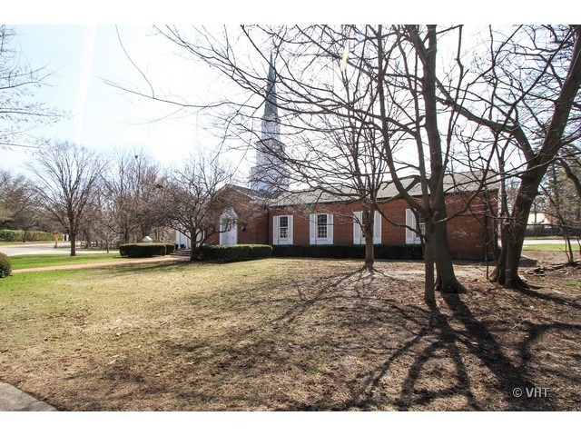 509 E Deerpath Rd, Lake Forest, IL 60045 photo 11