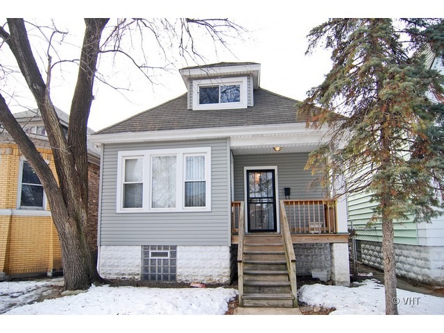 7152 S Artesian Ave, Chicago, IL 60629 photo 1