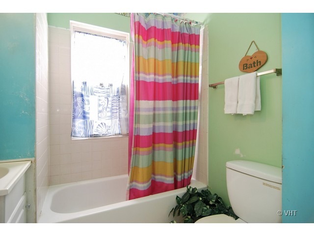 7152 S Artesian Ave, Chicago, IL 60629 photo 11