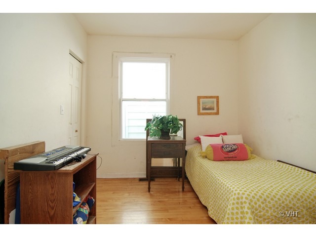 7152 S Artesian Ave, Chicago, IL 60629 photo 8