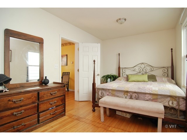 7152 S Artesian Ave, Chicago, IL 60629 photo 7