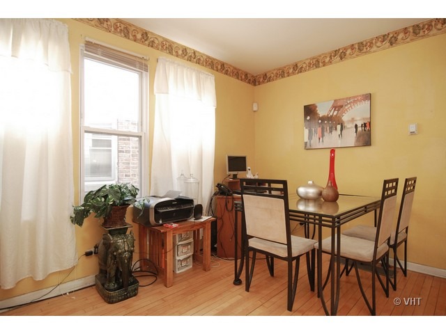 7152 S Artesian Ave, Chicago, IL 60629 photo 5