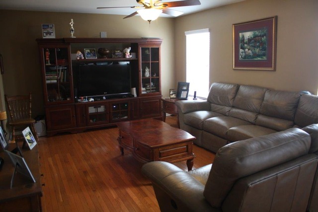 216 Schmidt St, Plano, IL 60545 photo 4