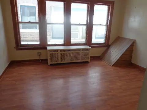512 E 90th St, Chicago, IL 60619 photo 5