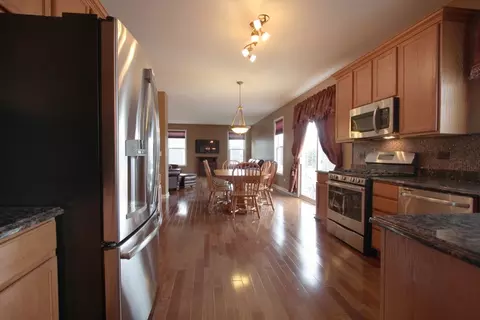 2413 Brookridge Dr, Plainfield, IL 60586 photo 6